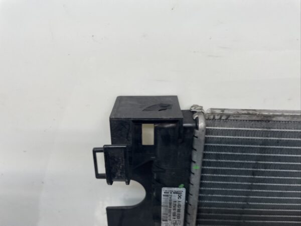 2016-Smart-453-RENAULT-TWINGO-09L-PETROL-RADIATOR-A4535000103-clips-155977630290-2 2016 Smart 453 RENAULT TWINGO 09L PETROL RADIATOR A4535000103 clips 155977630290 2