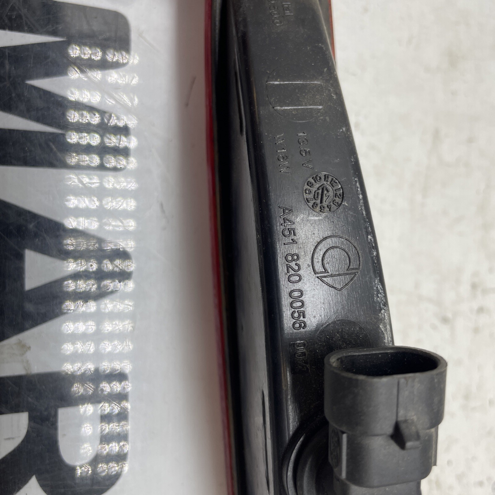 A4518200056 GENUINE SMART FORTWO 451 ADDITIONAL Third BRAKE LIGHT / Image 5