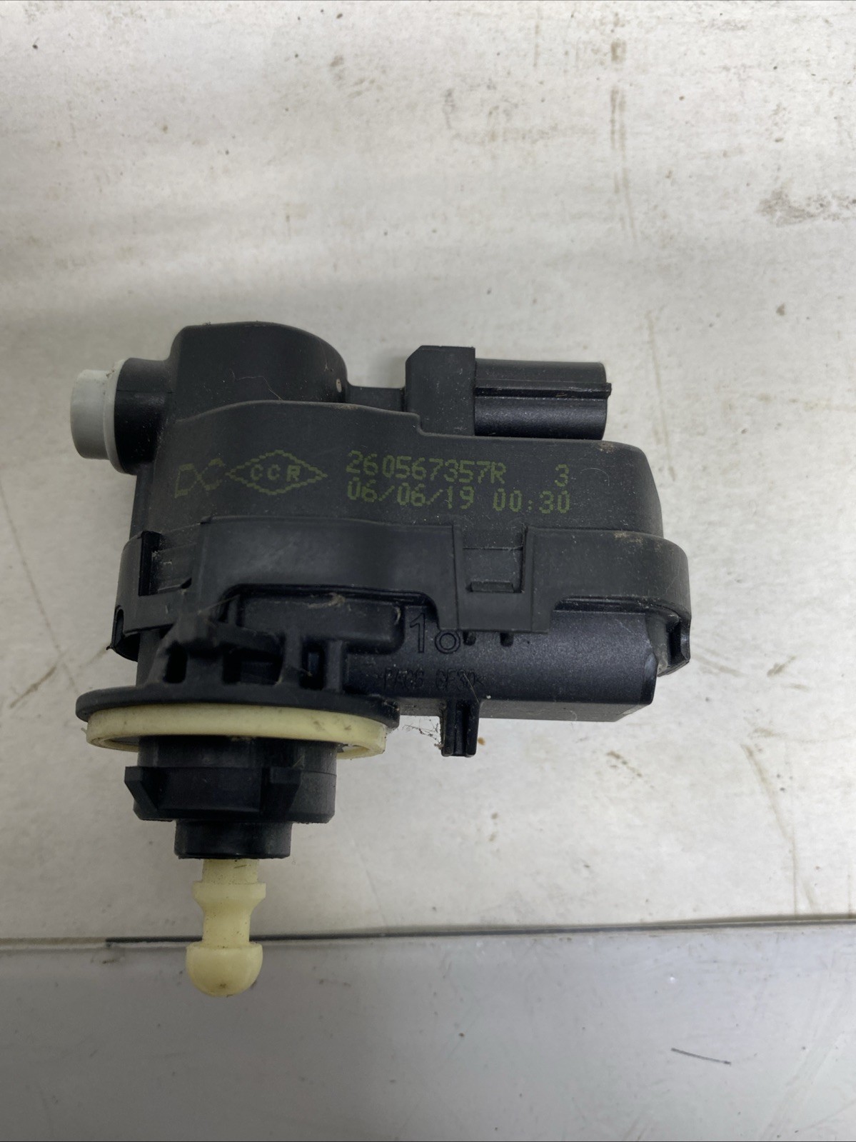 RENAULT HEADLAMP HEADLIGHT LEVEL ADJUSTMENT SWITCH ACTUATOR MOTOR 260567357R
