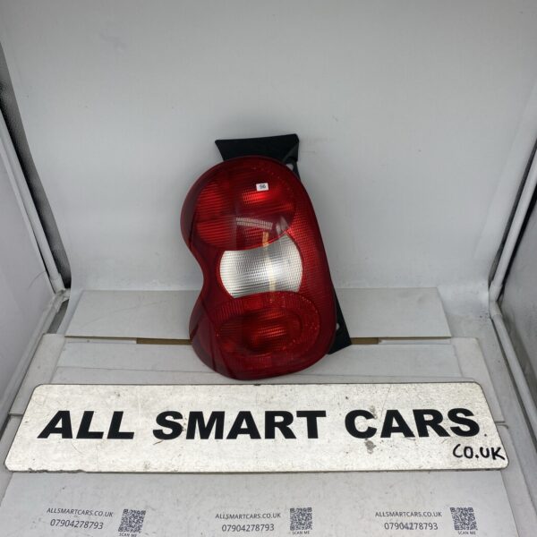 SMART CAR 450 FORTWO CABRIO 1998 2006   NSR PASSENGER SIDE LEFT REAR TAIL LIGHT
