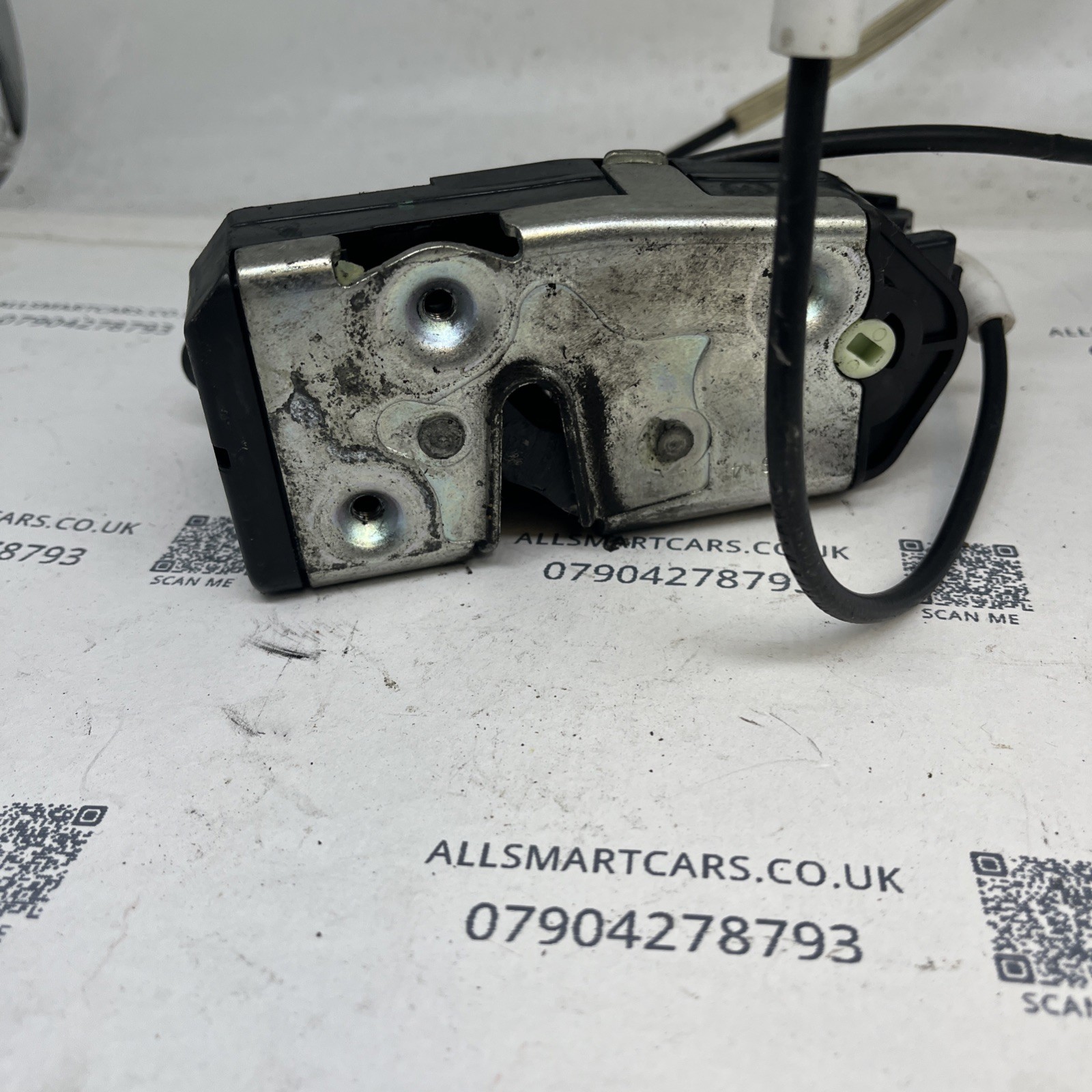 SMART CAR 451 FORTWO 2007 2014 NS LEFT CENTRAL DOOR LOCK LOCKING MECHANISM Image 3