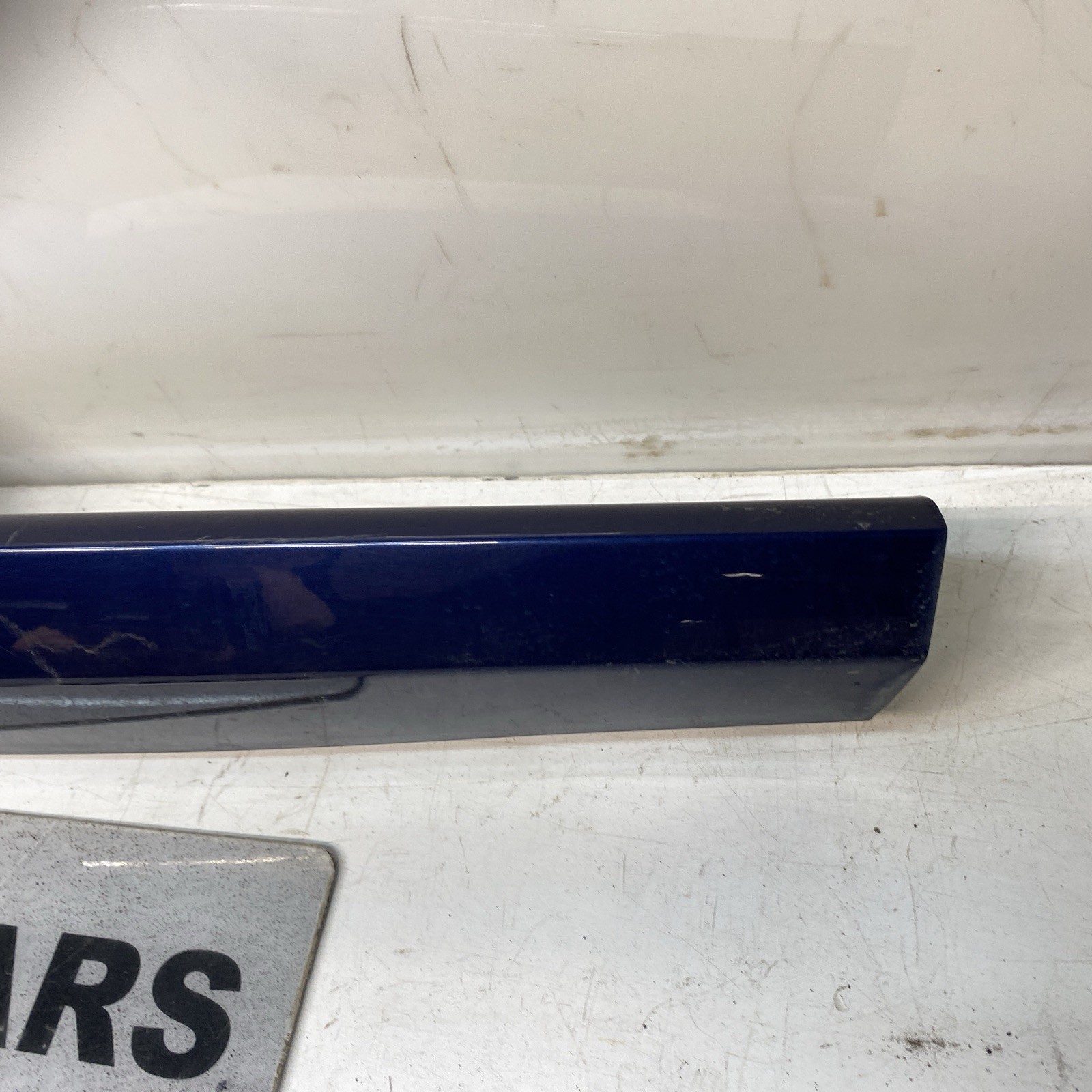 SMART ROADSTER REAR BUMPER CENTRE T BAR PANEL 0009950V008 Blue EB1 EAF Image 6