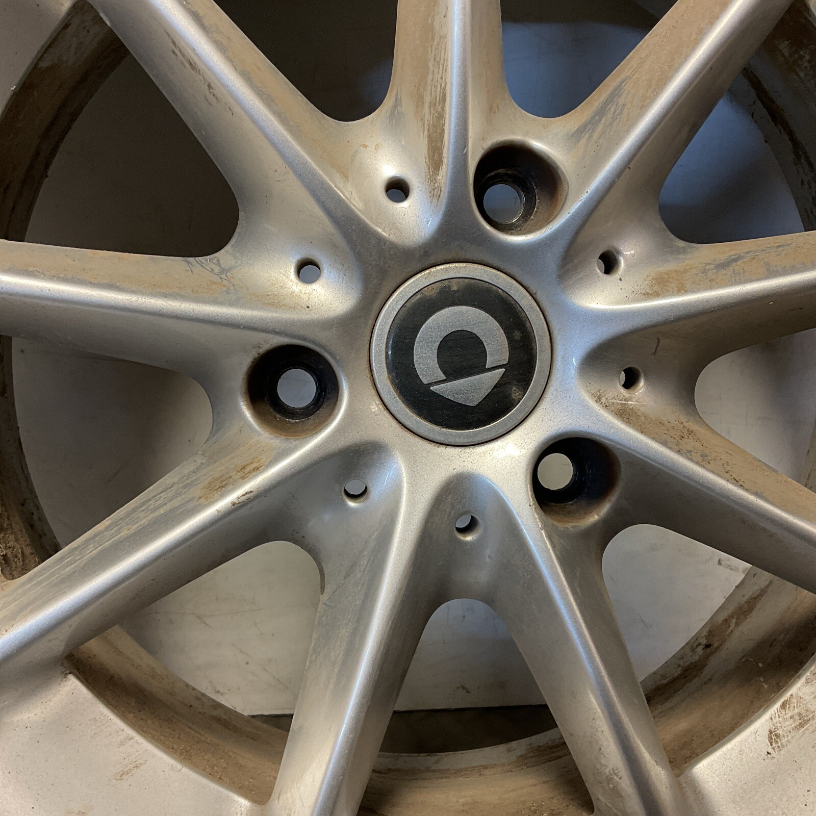 Smart ForTwo 451 Rear Wheel A4514010502 (marks) Image 6