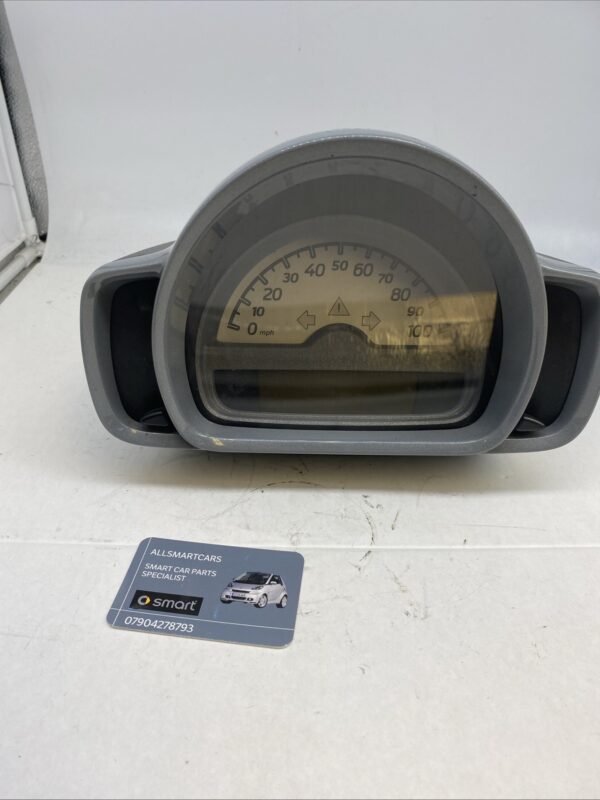 Smart Fortwo Petrol automatic Speedo Clock Unit A4515404047 157205508370 2