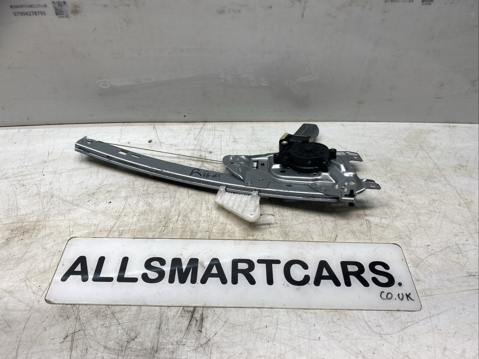 Smart W450 Window Regulator 450 02 07 Drivers Right Front 2 Pin electric motor