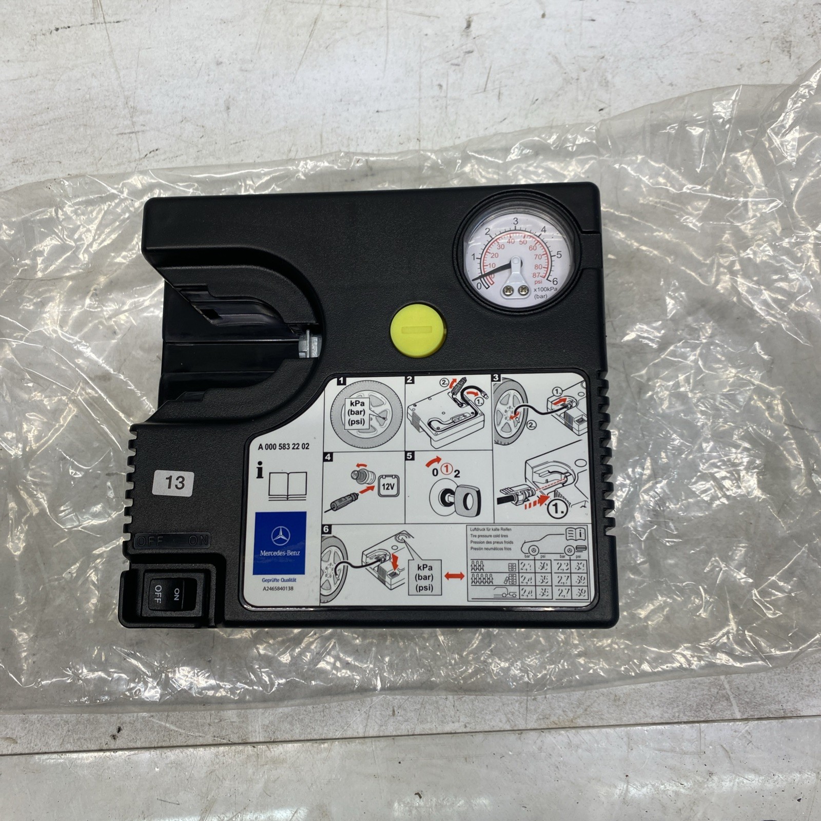 Tyre Air Compressor Mercedes W169 W204 W207 W246 Tyre Inflation Pump A0005832202 Image 2