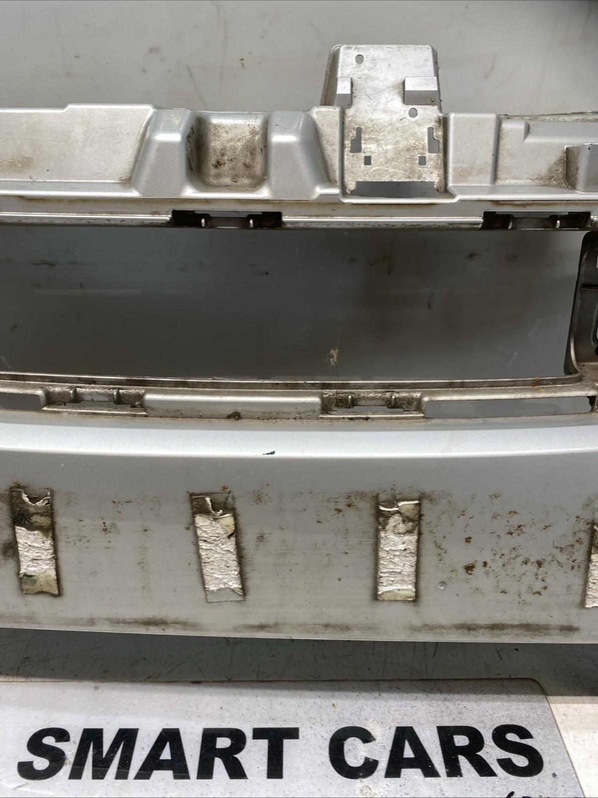 Smart fortwo 451 front bumper centre panel Silver Image 4