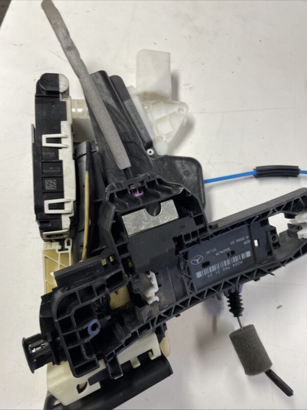 MERCEDES-E-CLASS-DOOR-LOCK-MECHANISM-FRONT-LEFT-PASSENGER-SIDE-W212-2014-157197892031-2 MERCEDES E CLASS DOOR LOCK MECHANISM FRONT LEFT PASSENGER SIDE W212 2014 157197892031 2