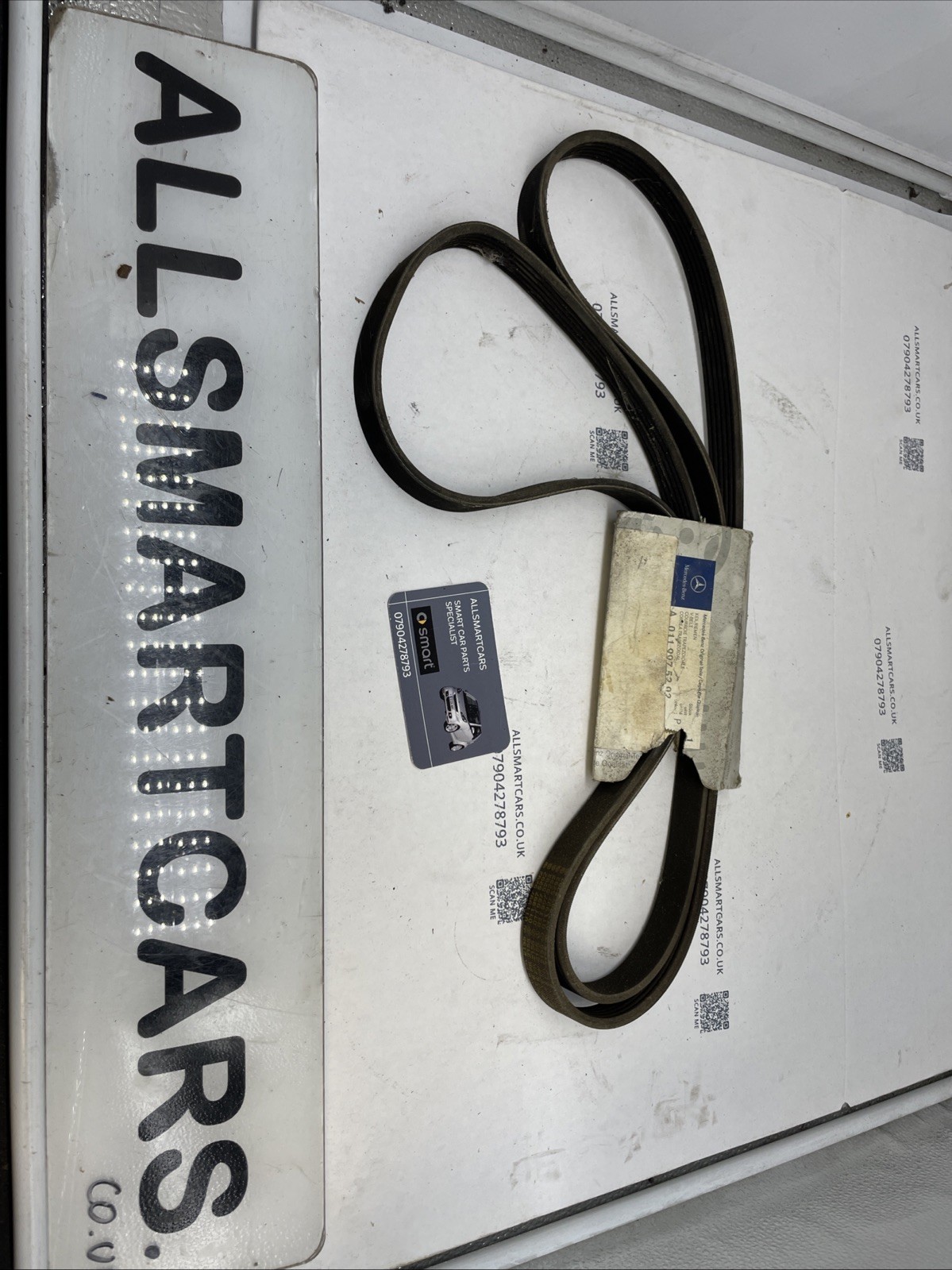 NEW MERCEDES BENZ RIBBED BELT A0119975292 ORIGINAL