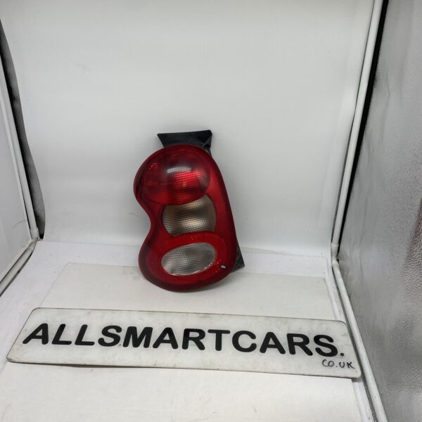 SMART CAR 450 FORTWO CABRIO 1998 2006   NSR PASSENGER SIDE LEFT REAR TAIL LIGHT