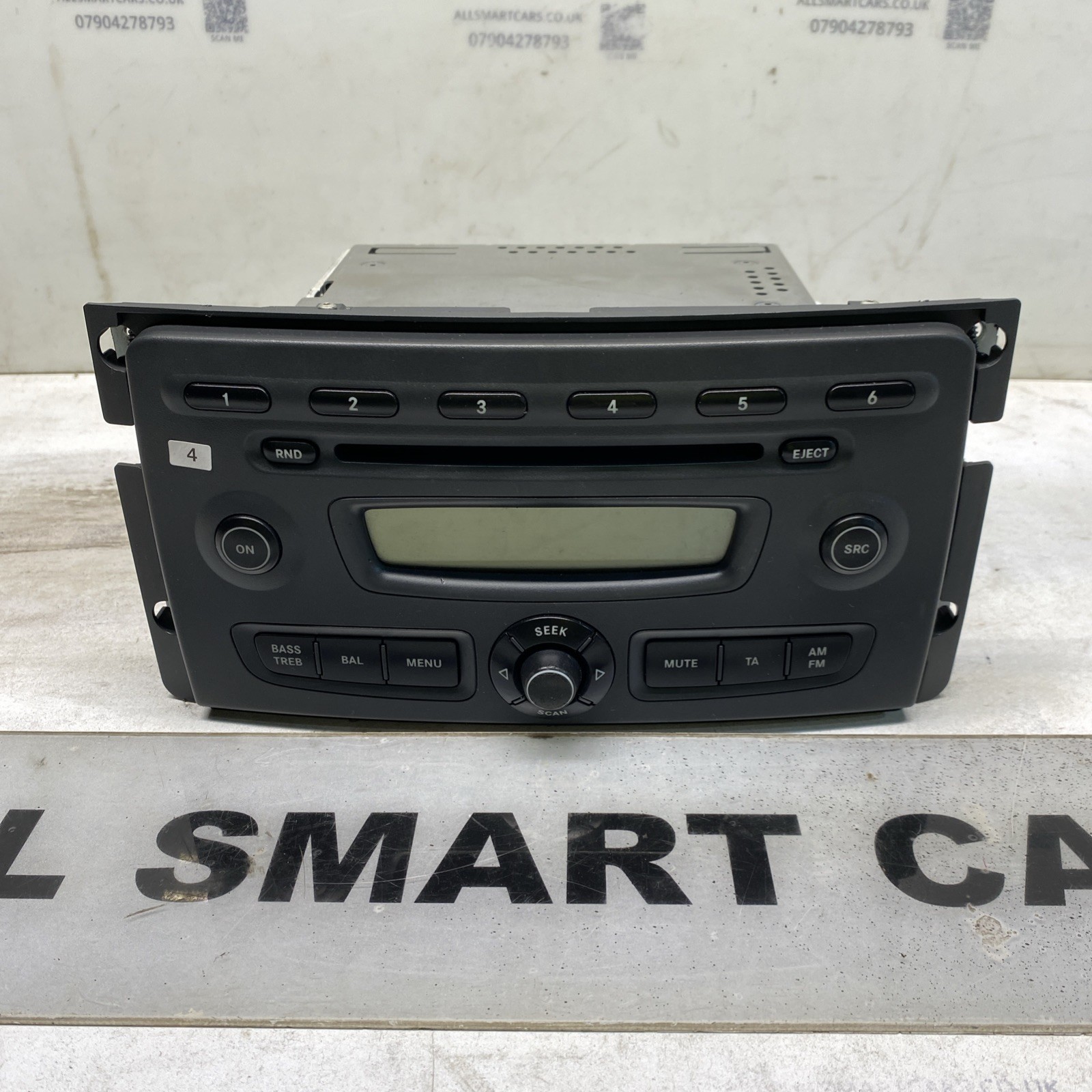 SMART CAR 451 FORTWO 2007 2010 GENUINE CD PLAYER RADIO STEREO HEAD UNIT Image 2