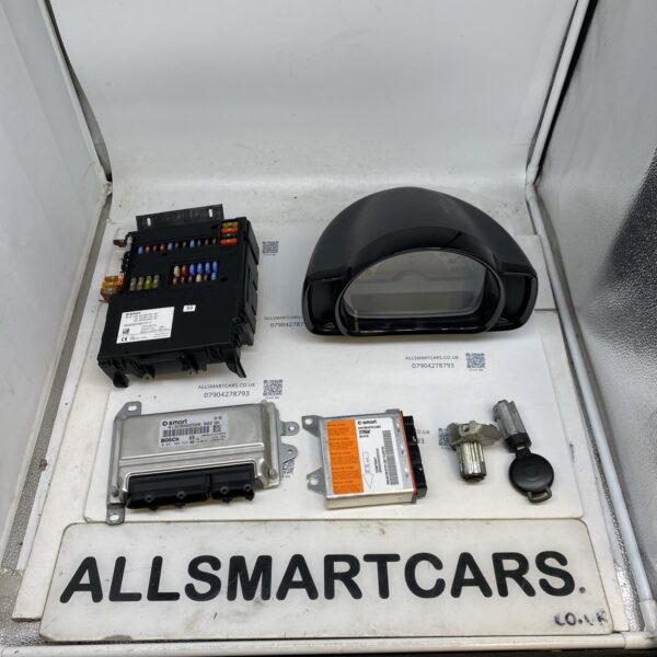 SMART CAR 451 FORTWO CABRIO 2009 12 MHD 1 0 PETROL ECU KIT & SAM UNIT & LOCKS