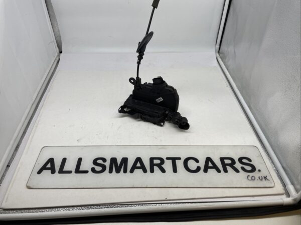 SMART FORFOUR DOOR LOCK ASSEMBLY FRONT LEFT A4537201500 W453 2014 2022