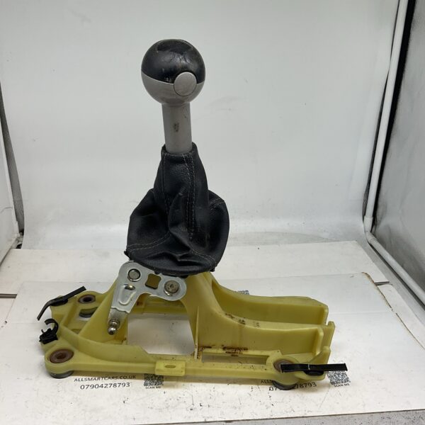 SMART FORFOUR W454 GEAR STICK LEVER 5 SPEED 8129100000 157891787781 2