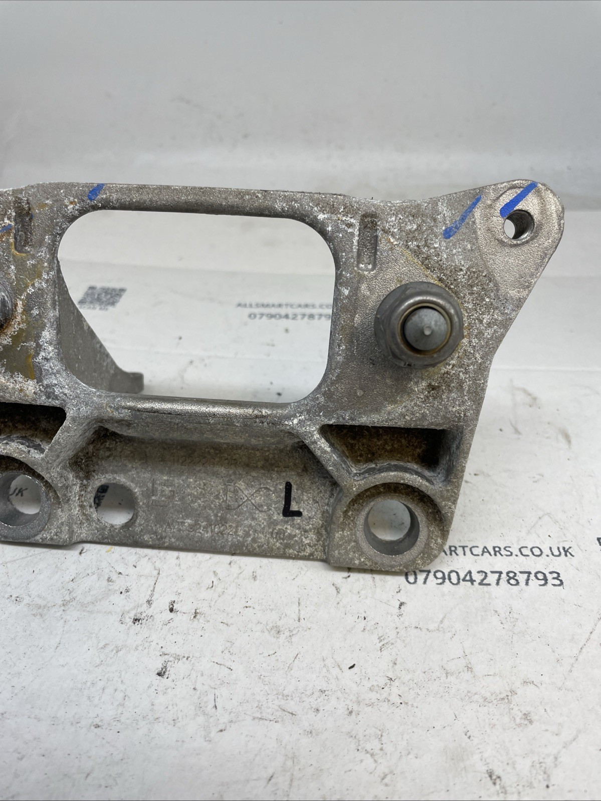SMART FORTWO 2019 W453 Engine Mounting Bracket A4532410221 Image 3