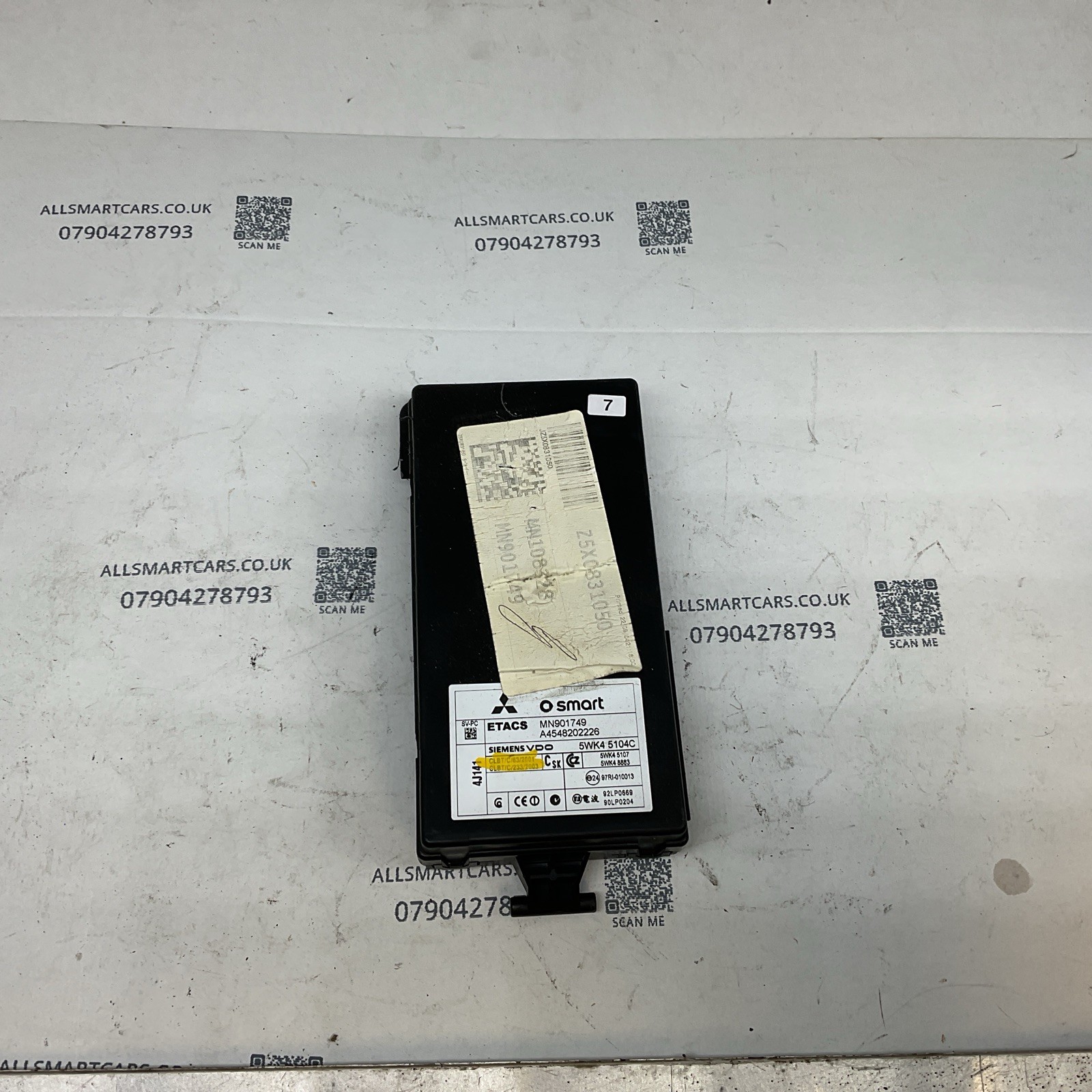 P: A4548202226 MN901749 SMART FORFOUR ECU CONTROL UNIT Image 2