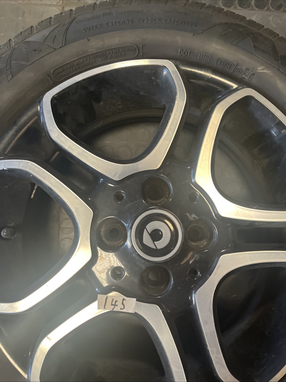 SMART 453 15 INCH REAR ALLOY WHEEL A4534018600 2015 Image 12