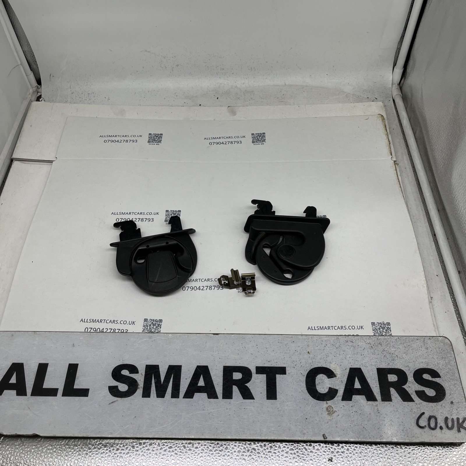 SMART CAR 451 FORTWO 2007 2014 FRONT LEFT RIGHT SEAT BELT BACKREST GUIDE