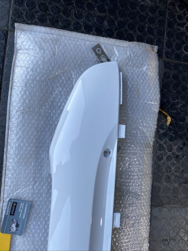SMART-CAR-451-FORTWO-2007-2014-GENUINE-SMART-WHITE-LOWER-REAR-BUMPER-VALANCE-157431150742-2 SMART CAR 451 FORTWO 2007 2014 GENUINE SMART WHITE LOWER REAR BUMPER VALANCE 157431150742 2