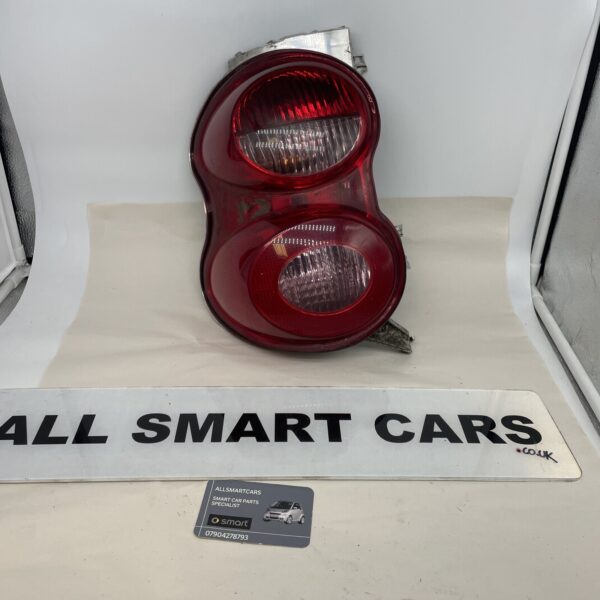 SMART FORTWO 07 14 PASSENGER SIDE REAR N/S/R  LIGHT A4518200364