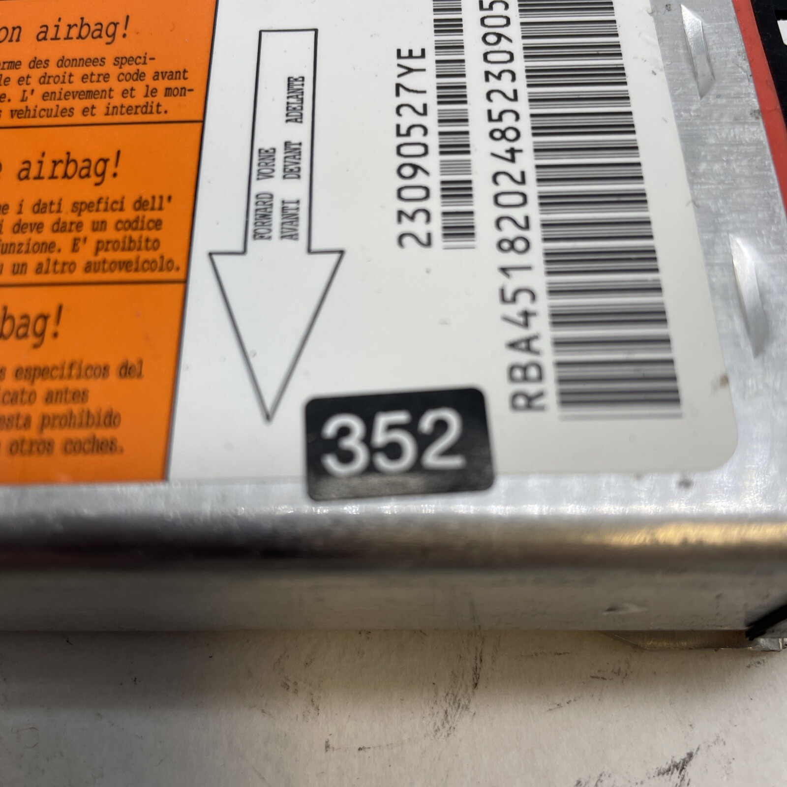 SMART W451 FOTWO AIRBAG CONTROL MODULE ECU A4518202485/02 Image 6