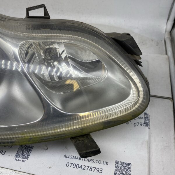 Smart 451 Left Headlight 0301229602 A4518200459 Broken Support 157730144342 2