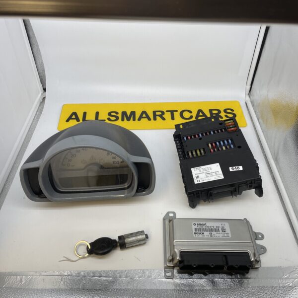 SMART CAR 451 FORTWO COUPE 2009 12 MHD 1 0 PETROL ECU KIT & SAM UNIT & LOCKS