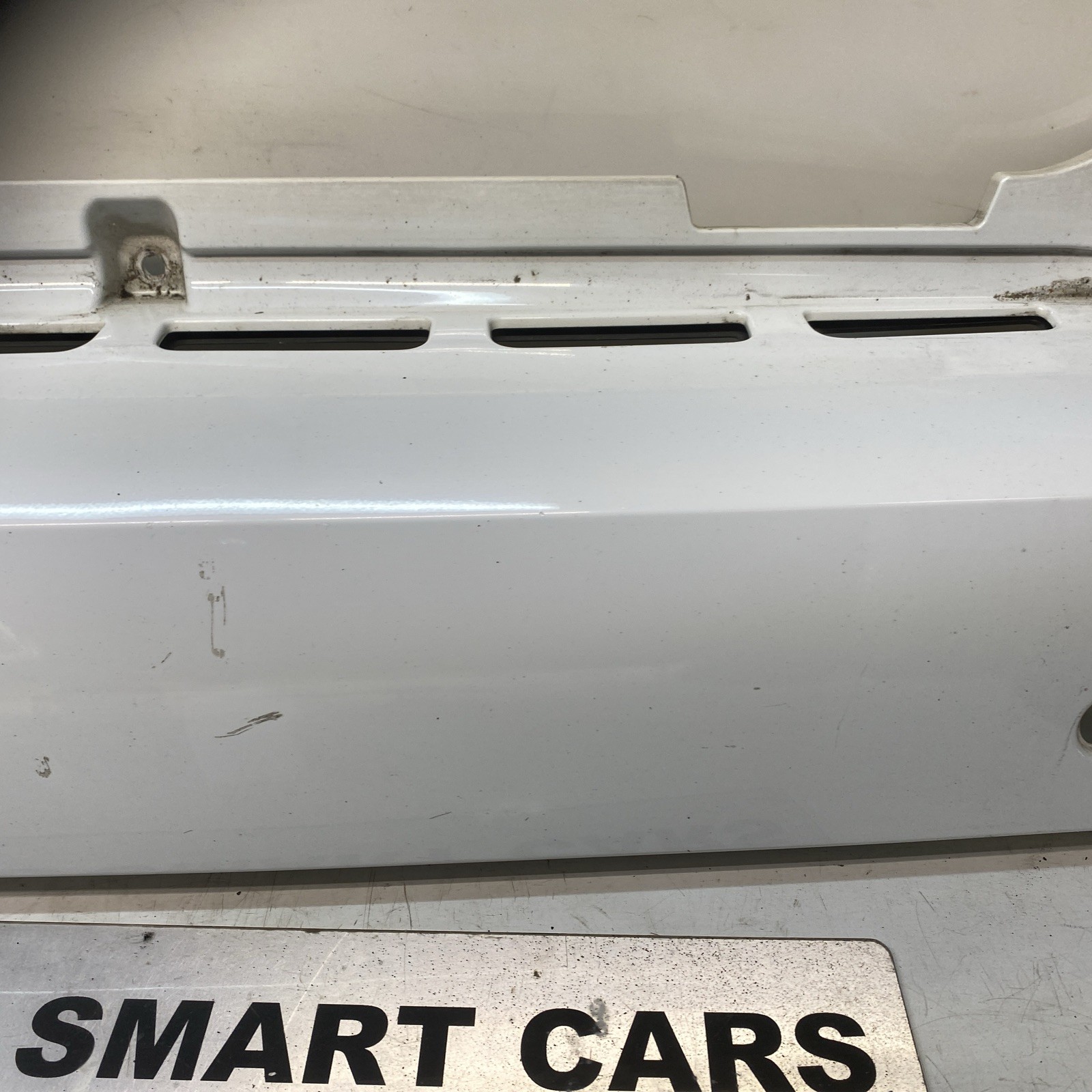 SMART FORTWO 2011 MK2 451 REAR BUMPER PANEL /2007 14 White (Scratches) Image 5