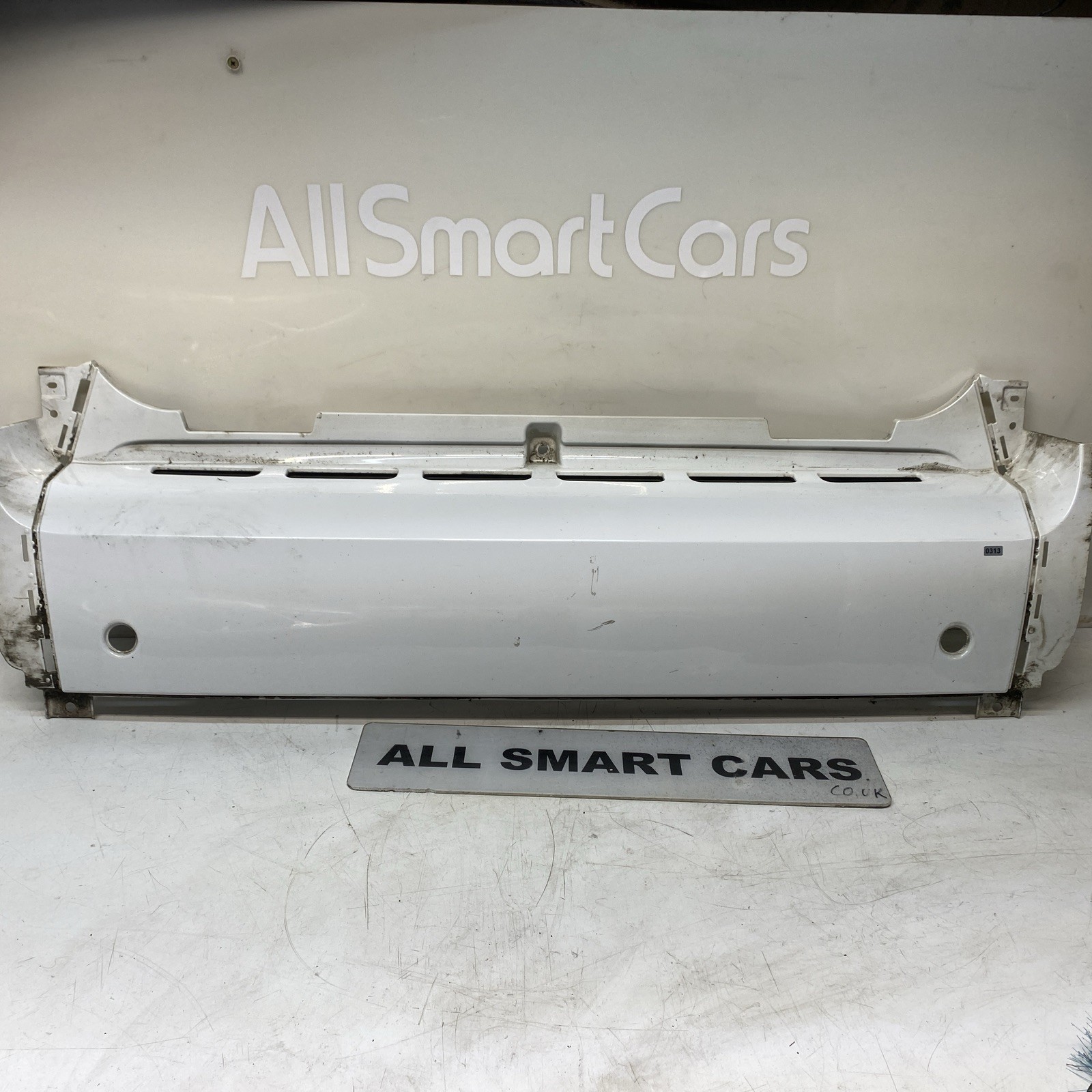 SMART FORTWO 2011 MK2 451 REAR BUMPER PANEL /2007 14 White (Scratches)