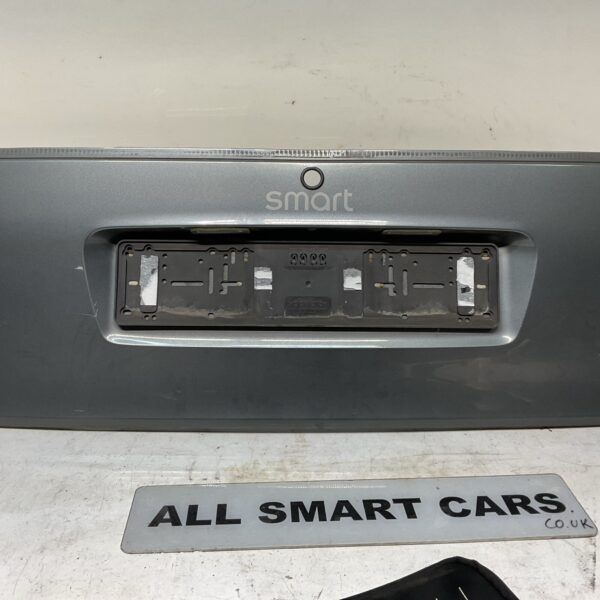SMART FORTWO 450 COUPE TAILGATE BOOT LID TRIM COVER 02 07 Grey EB1 EA8