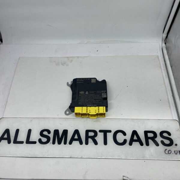 15 19 SMART FORFOUR 453 AIRBAG ECU MODULE (NO CRASH DATA) A4539017600