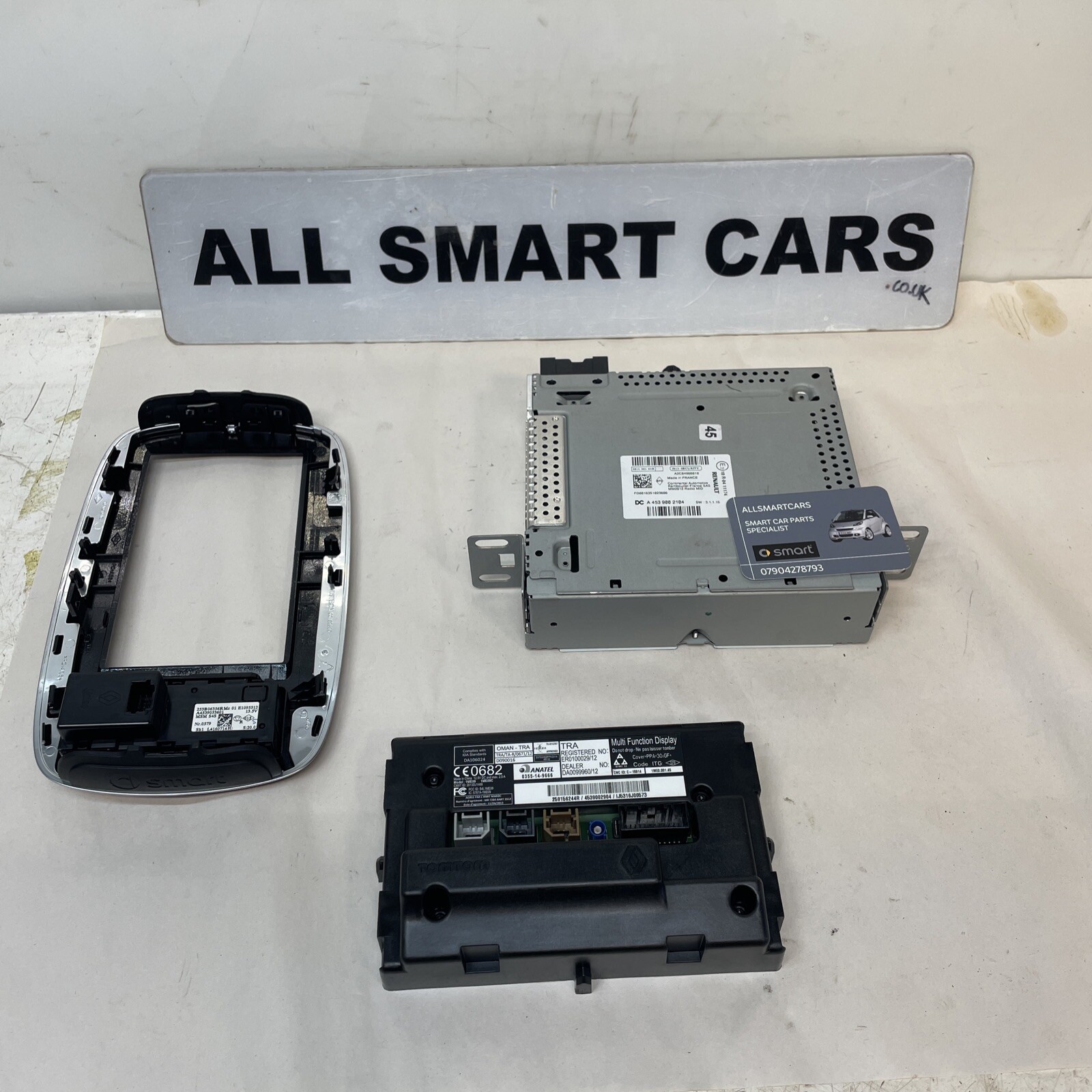 2016 SMART FORFOUR SAT NAV DISPLAY SCREEN A4539002104 D090016