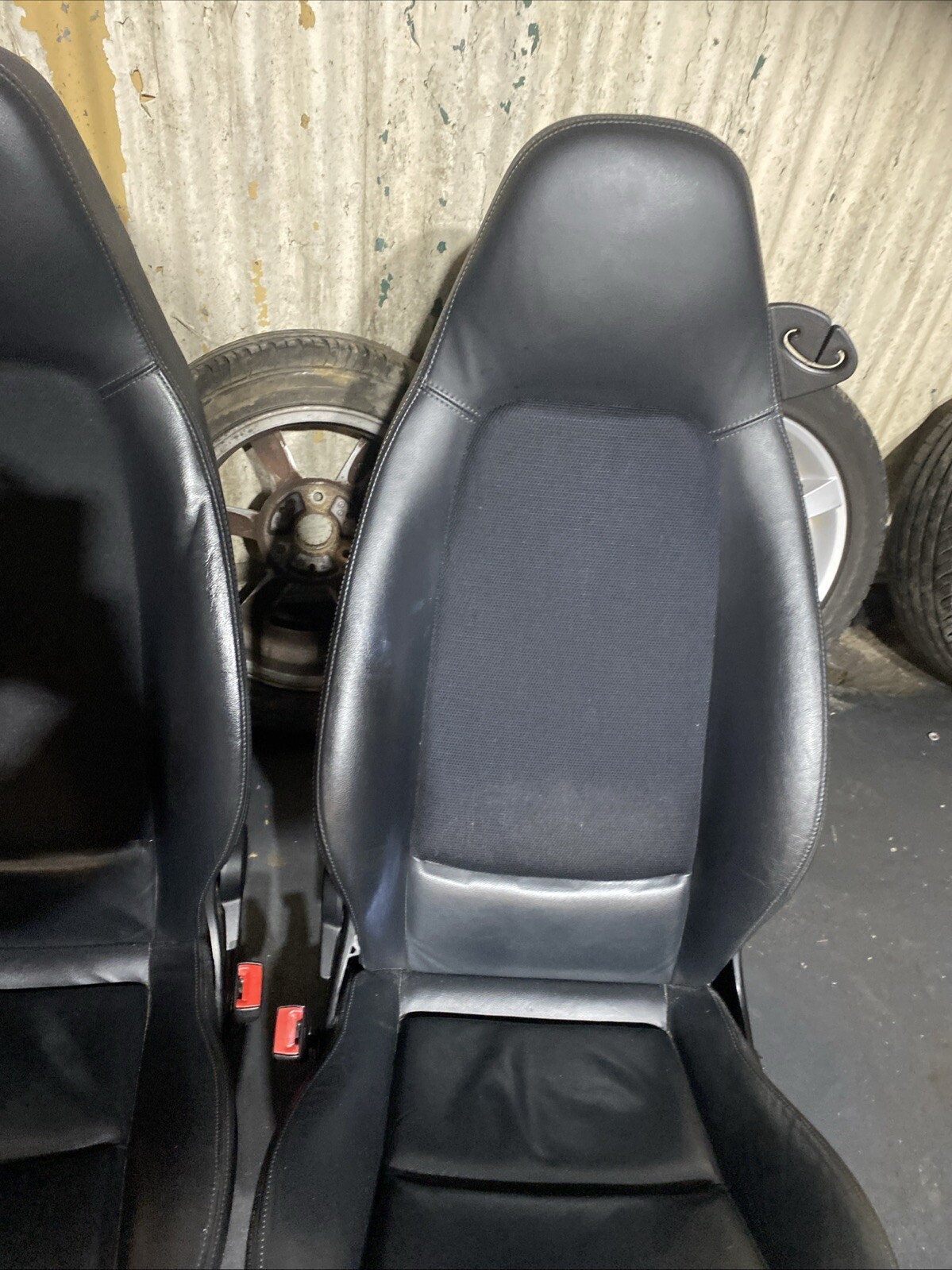 SMART CAR 451 FORTWO 2007 2014 PAIR OF BLACK LEATHER HEATED FRONT SEATS Image 4