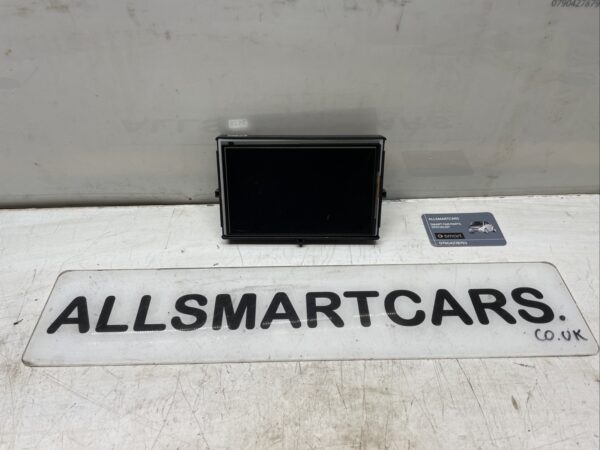 SMART FORTWO A453 2015 ON STEREO RADIO GPS TOUCHSCREEN DISPLAY UNIT A4539003302