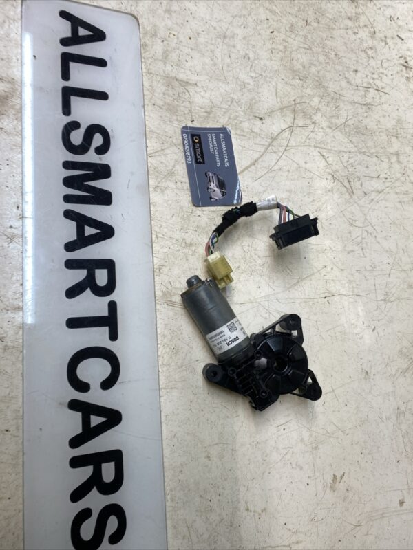Smart 453 2016 Sun Roof Motor 0390200103