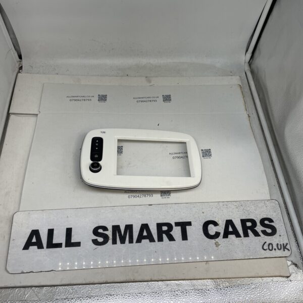 GENUINE W453 SMART 15 19 RADIO CONTROL SWITCH (WHITE) A4539053601 253B06356R