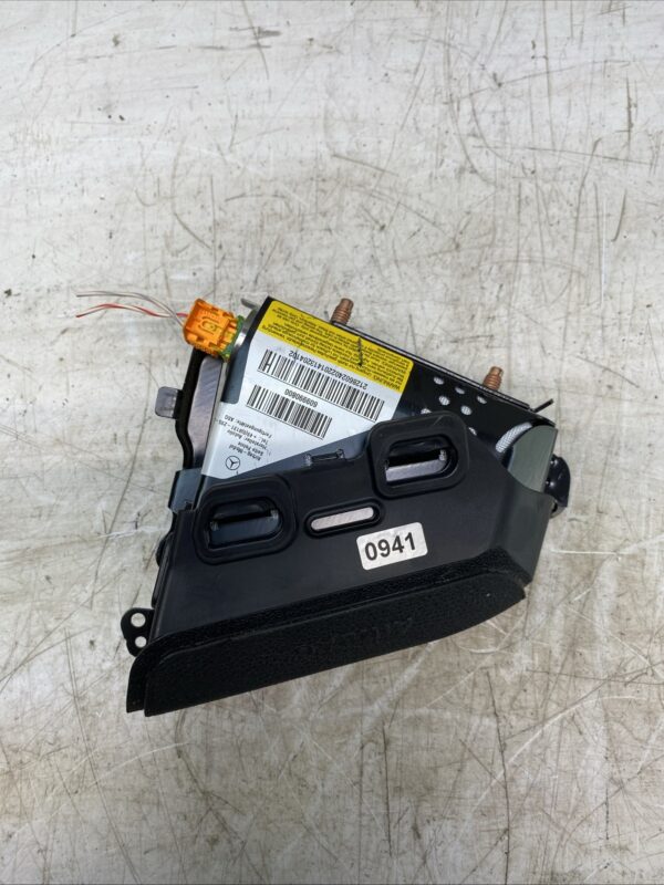MERCEDES E CLASS W212 FRONT RIGHT DRIVER SEAT AIRBAG PN A2128602402 REF F28U 04 157205585525 2