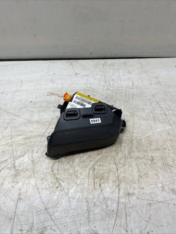 MERCEDES E CLASS W212 FRONT RIGHT DRIVER SEAT AIRBAG P/N A2128602402 REF F28U 04