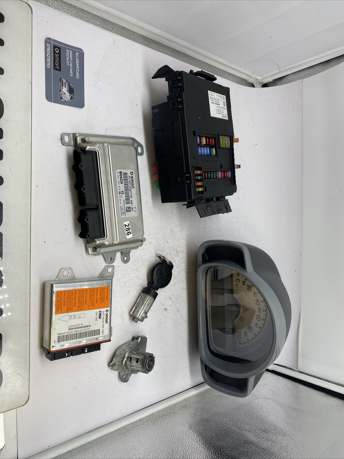 SMART CAR 451 FORTWO COUPE 2007 2008 1 0 PETROL ECU KIT & SAM UNIT KIT 125 K Image 8