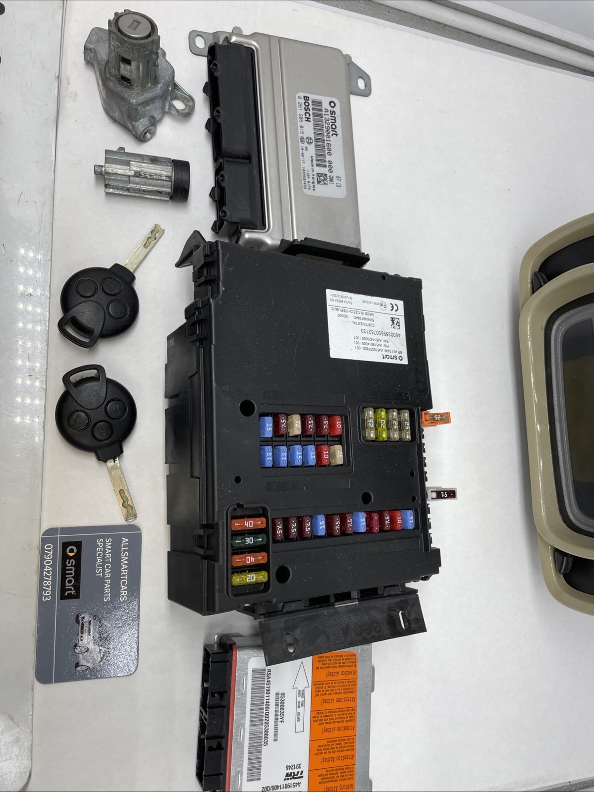 SMART CAR 451 FORTWO COUPE 2007/09 1 0 Turbo ECU KIT & SAM UNIT 118K Image 3