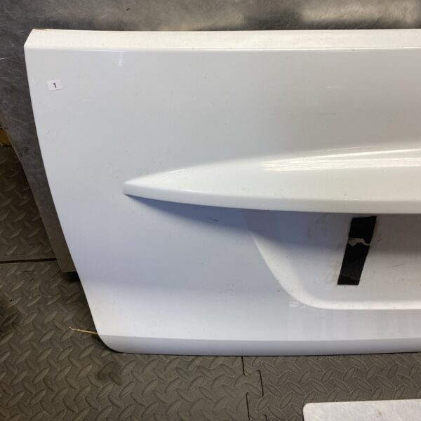 SMART-CAR-FORTWO-2007-2014-W451-GENUINE-REAR-OUTER-BOOT-LID-PANEL-IN-WHITE-157595592855-2 SMART CAR FORTWO 2007 2014 W451 GENUINE REAR OUTER BOOT LID PANEL IN WHITE 157595592855 2