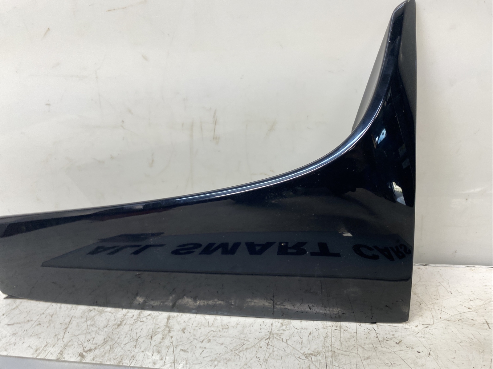 SMART FORFOUR W453 2017 TAILGATE TRIM MOULDING A4537930188 RIGHT Image 4