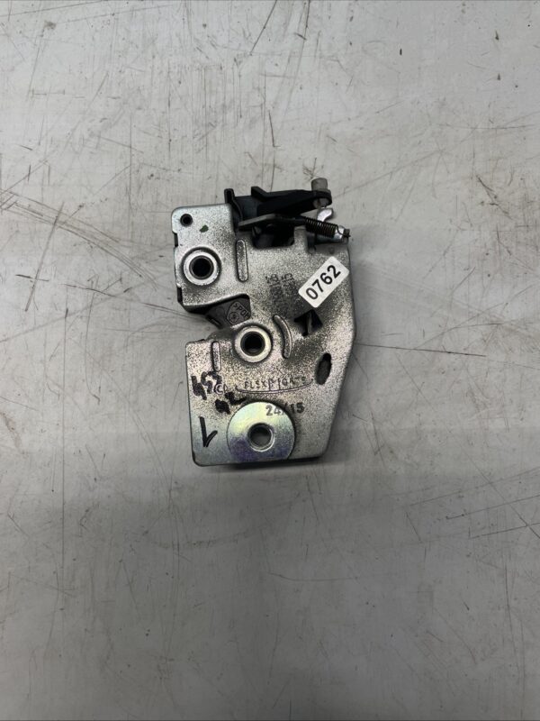 SMART FORTWO DOOR LOCK LEFT PASSENGER SIDE 4537201700 MK3 453 2015 2019