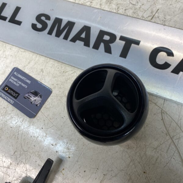 SMART W453 FORFOUR FRONT DASH AIR VENT GRILL A4538305101 687607590R