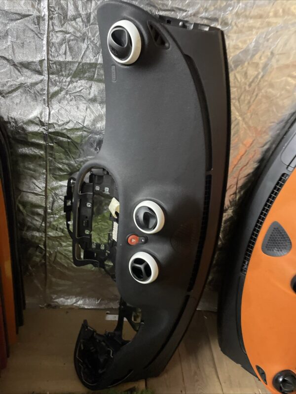 Smart ForFour Dash Board Top Black 2014 2019 W453 A4536805400 156550134995 2