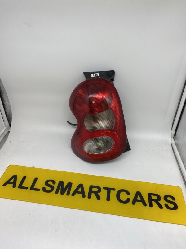 SMART CAR 450 FORTWO CABRIO 1998 2006   NSR PASSENGER SIDE LEFT REAR TAIL LIGHT