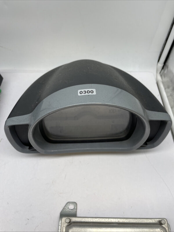 SMART-CAR-451-FORTWO-COUPE-2007-10-PETROL-ECU-KIT-SAM-UNIT-LOCKS-121k-156767516536-2 SMART CAR 451 FORTWO COUPE 2007 10 PETROL ECU KIT SAM UNIT LOCKS 121k 156767516536 2