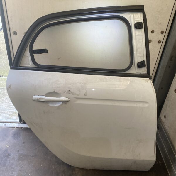 SMART FORFOUR 2014 2022 Right Drivers O/S Rear Door White