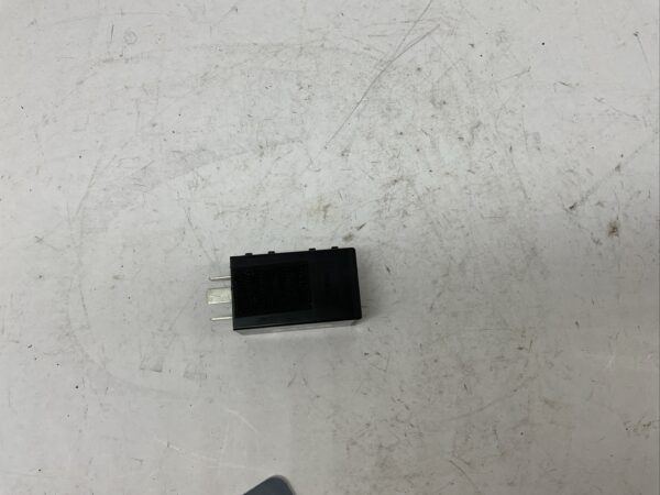 SMART-FORTWO-450-MK1-07-PETROL-M160920-ENGINE-RELAY-0003503V003-156277744806-2 SMART FORTWO 450 MK1 07 PETROL M160920 ENGINE RELAY 0003503V003 156277744806 2
