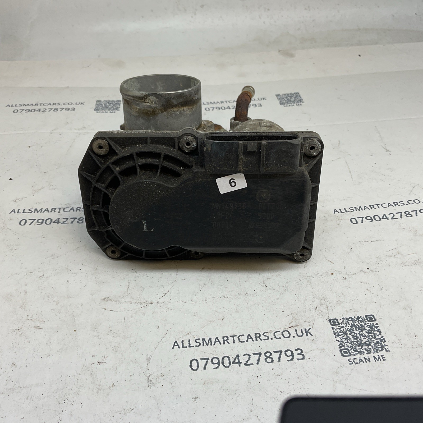 Smart 454 Throttle Body MN149258 Image 2